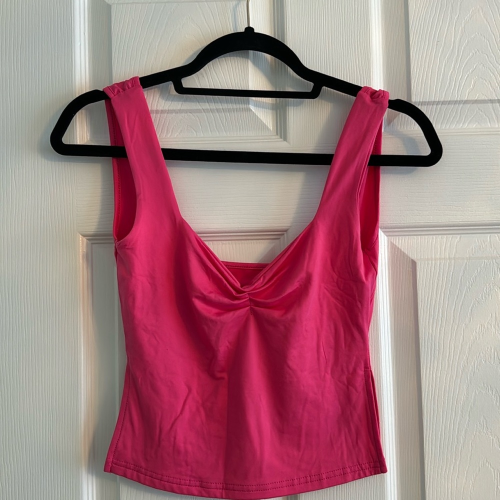 Pink crop tank top